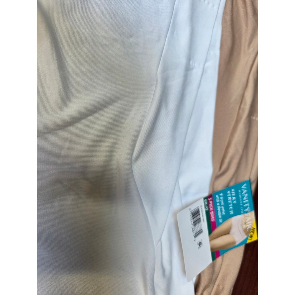 Vanity Fair Radiant Collection Silky Stretch 3 Pack Briefs V-Front Size 12 5XL - Picture 6 of 8